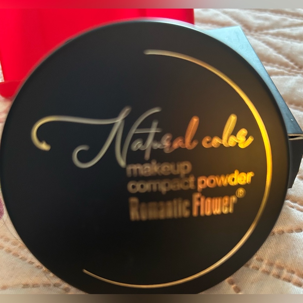 Natural Colors Makeup Compact Powder
